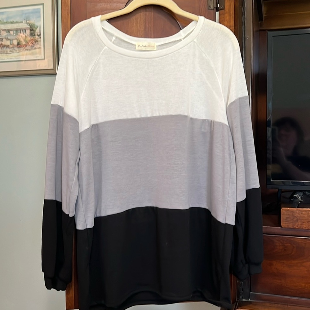 Perfect Peach light weight sweater